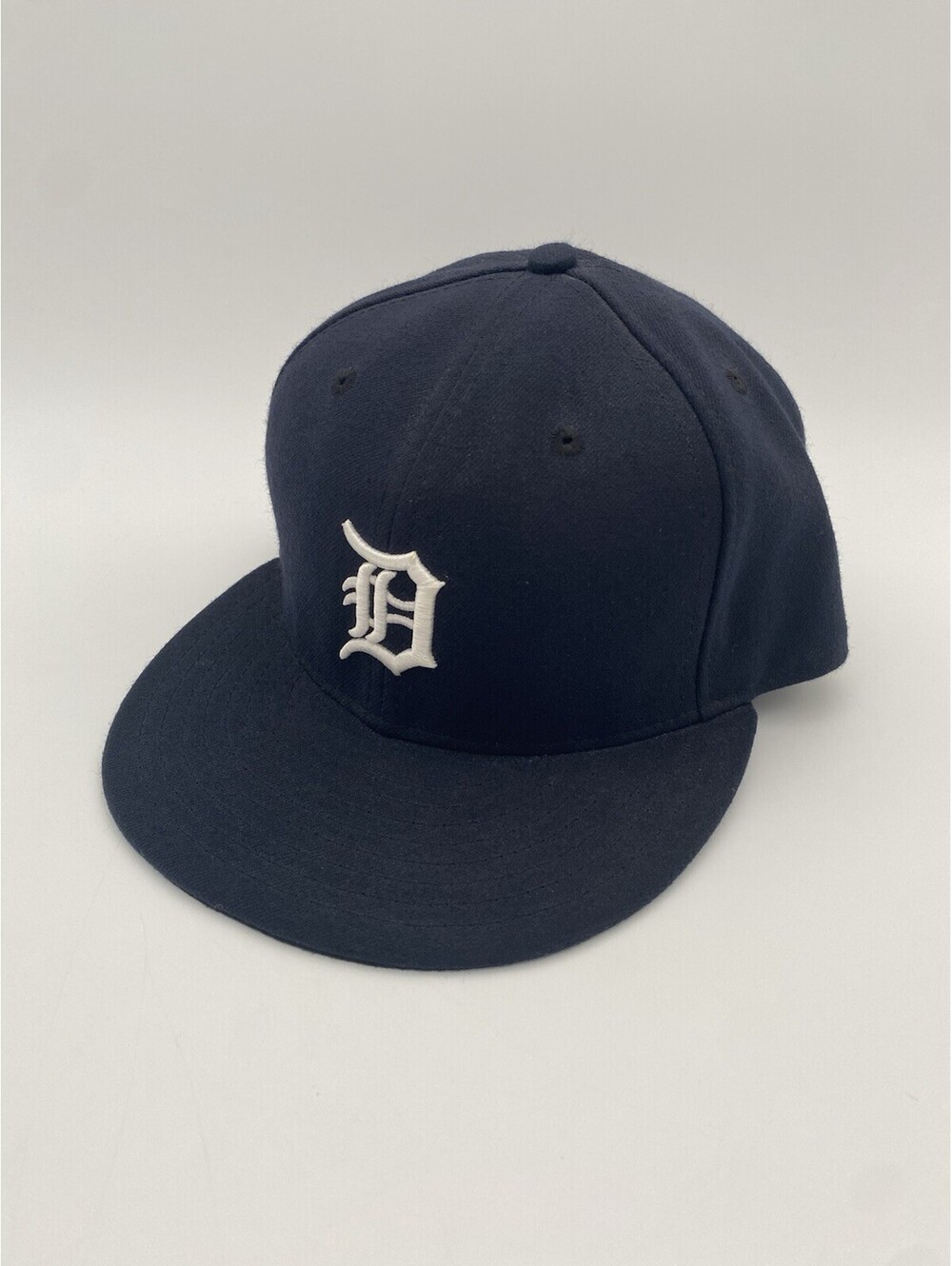 New Era 59Fifty Size 7 1/2 Black & White MLB Detroit Tigers Fitted Hat